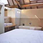 Cour 8 Lofts